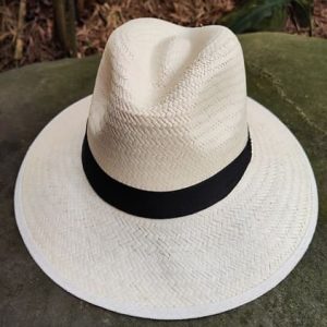 Sombrero uribito